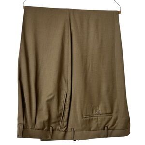 Round tree & Yorke Mens Dress Casual Pant Travel Smart Mens Dress Slacks.